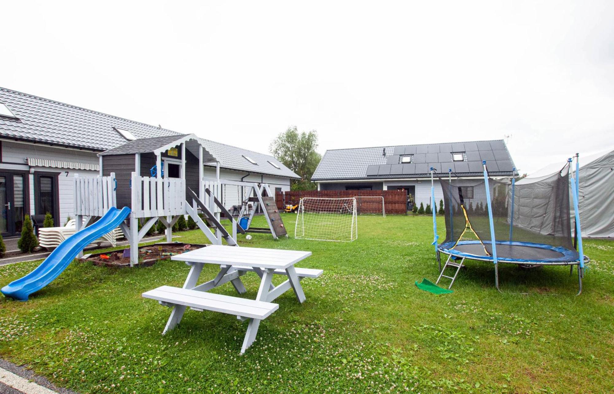 Aparts Care Beztroska Sianożęty Exterior foto